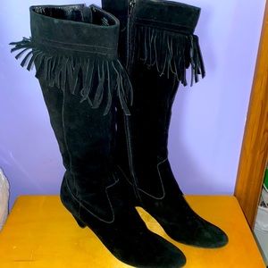 Knee high suede boots w/fringe black size 8